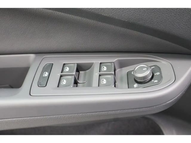 Volkswagen Golf 1.5 TSI Golf VIII