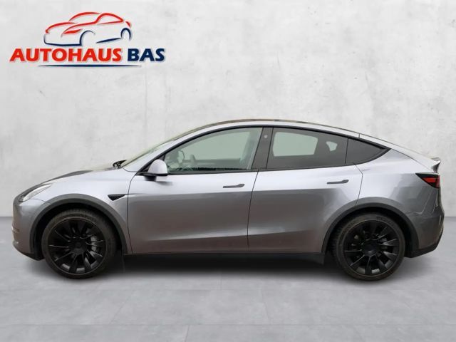 Tesla Model Y AWD Long Range