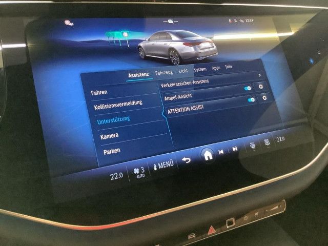 Mercedes-Benz E 200 AMG Line Sedan