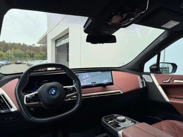 BMW iX M60