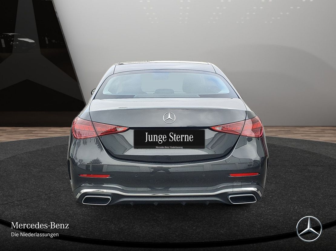 Mercedes-Benz C 180 AMG Line Sedan