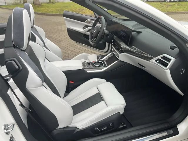 BMW M4 Cabrio Competition xDrive