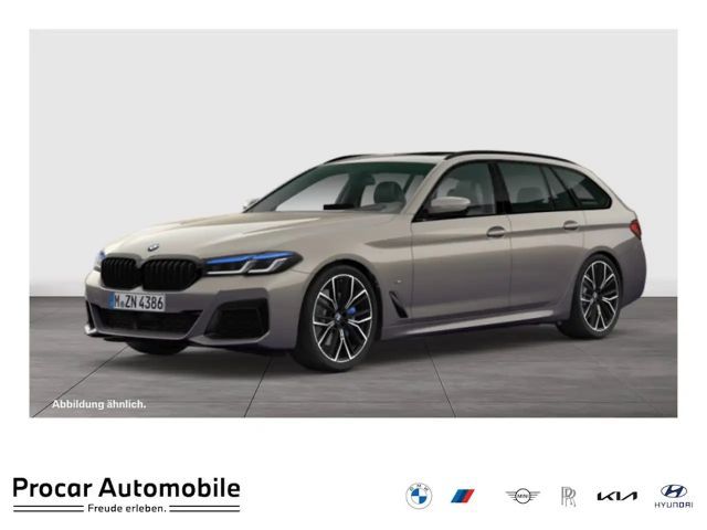 BMW 530 530d M-Sport Touring xDrive