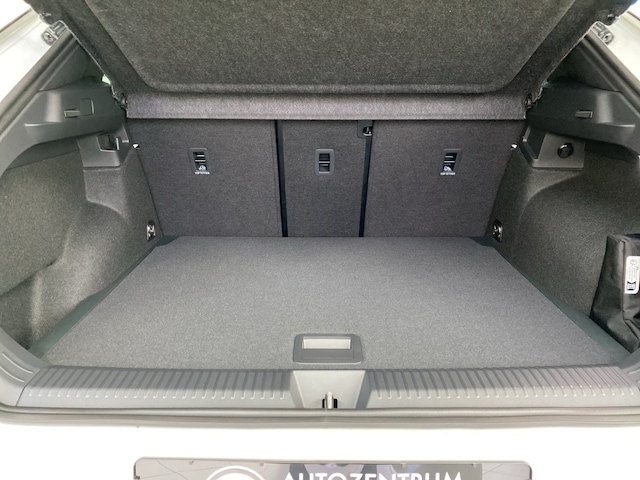 Volkswagen T-Roc 1.5 eTSI DSG IQ.Drive R-Line