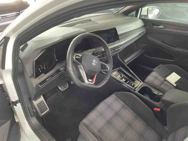 Volkswagen Golf 2.0 TSI DSG GTI