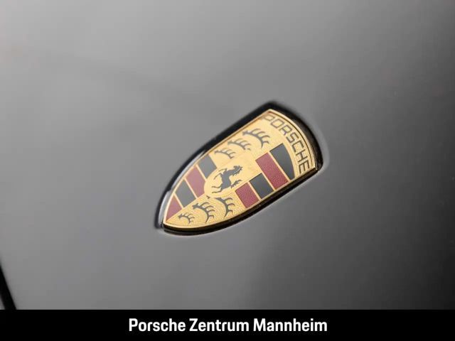 Porsche 992 4 Cabrio GTS