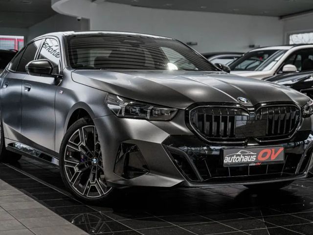 BMW 520 520d M-Sport Sedan xDrive