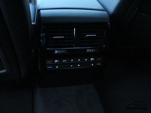 Volkswagen Touareg 3.0 V6 TDI R-Line