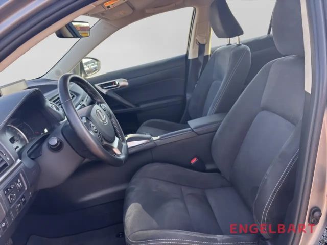 Lexus CT 200h Navi Sitzheizung LED ACC DAB Keyless Entry Spurhal