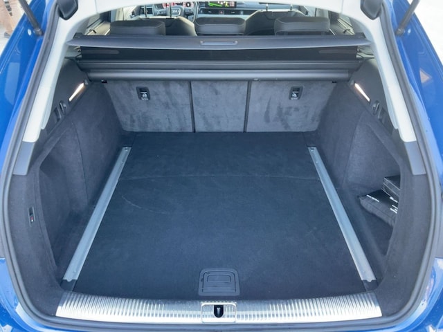 Audi A4 35 TFSI Avant S-Line S-Tronic