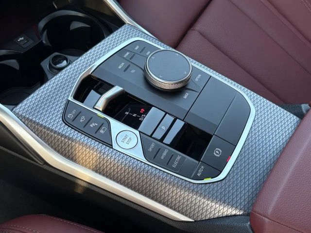 BMW 330 330e M-Sport Touring xDrive