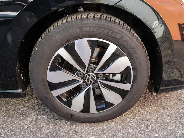 Volkswagen Golf 2.0 TDI DSG Variant