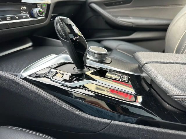 BMW 530 530i M-Sport Touring xDrive