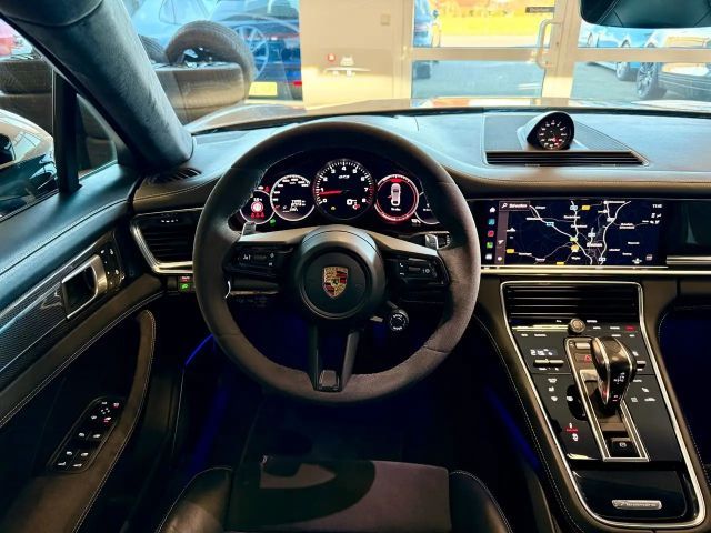 Porsche Panamera GTS Sport Turismo