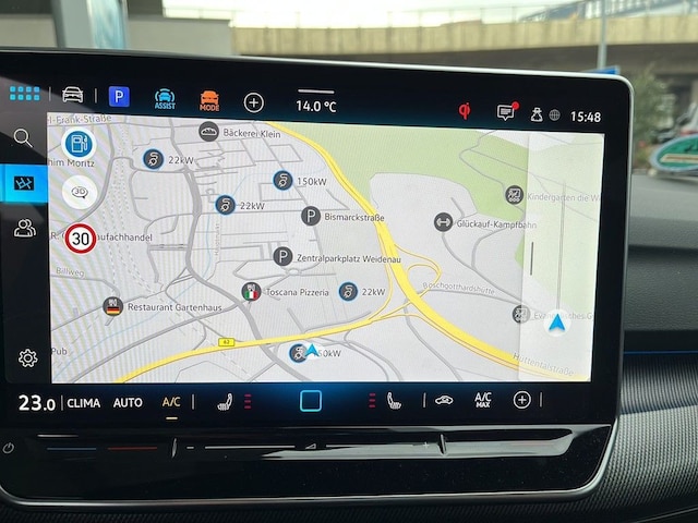 Volkswagen Golf 1.5 TSI R-Line Variant