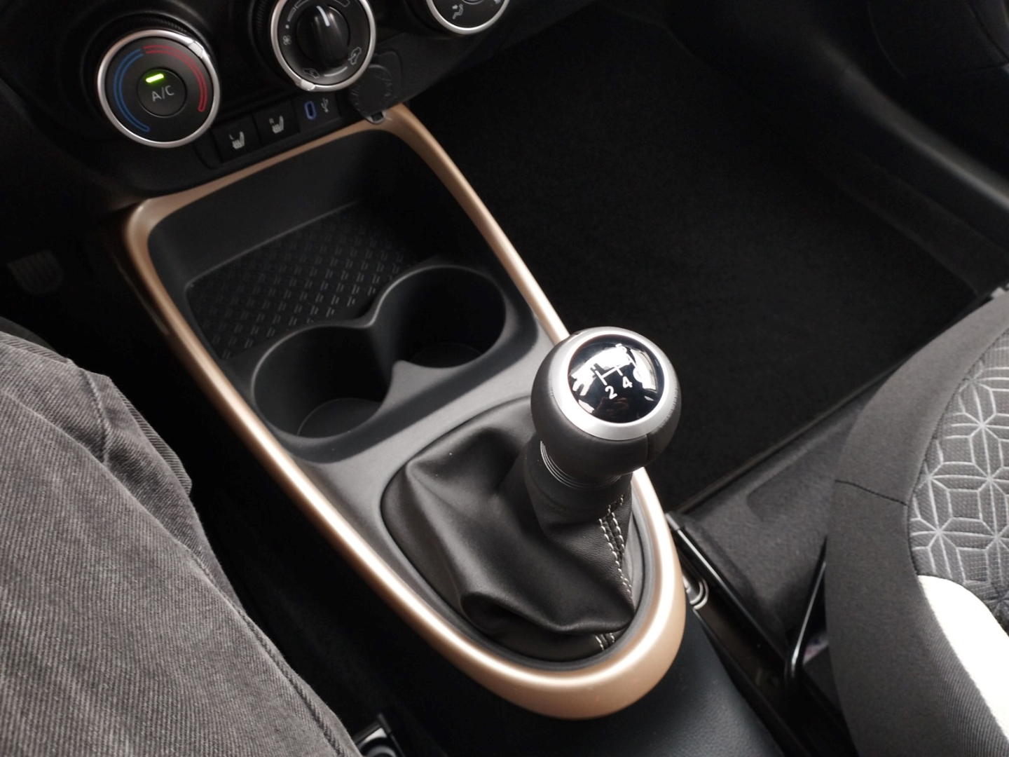 Toyota Aygo X 5-deurs Basis