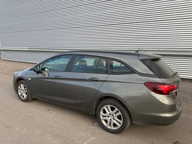 Opel Astra Sports Tourer Turbo