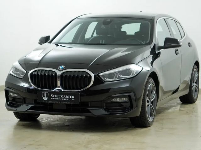 BMW 118 118i Sedan Sport Line