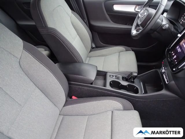 Volvo XC40 Core Recharge