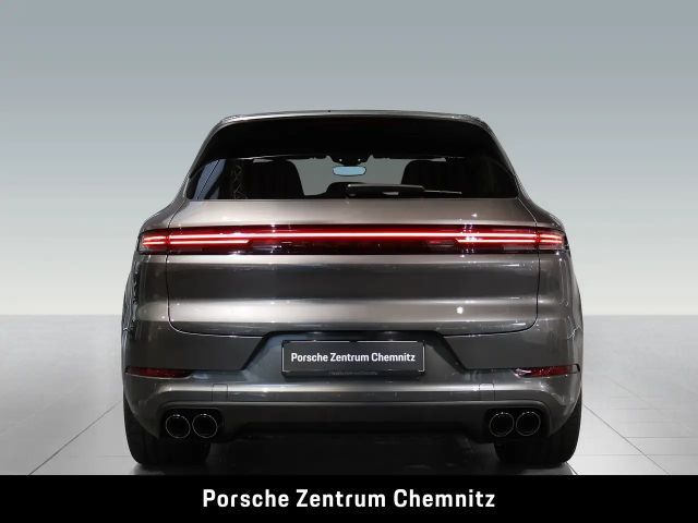 Porsche Cayenne Black Edition E-Hybrid