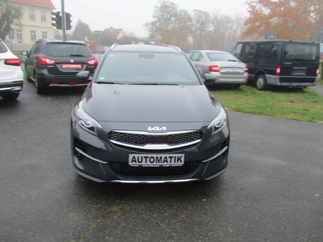 Kia XCeed Black Xdition / Automatik / Klima . . .