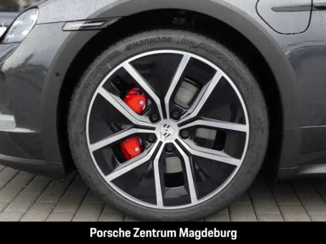 Porsche Taycan 4S Cross Turismo