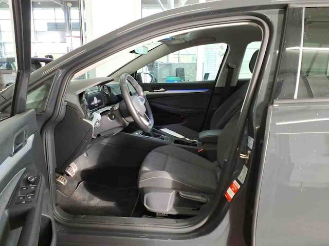 Volkswagen Golf 1.5 TSI Golf VIII Move