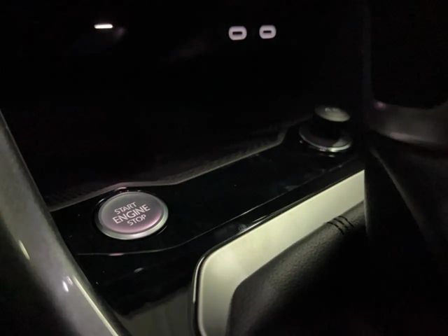 Volkswagen T-Roc 1.5 TSI DSG Style