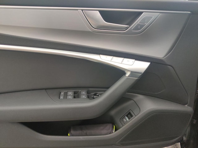 Audi S6 Avant Quattro