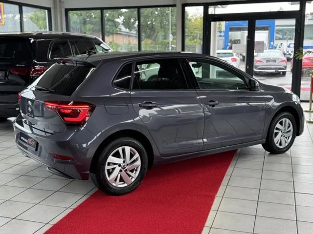 Volkswagen Polo 1.0 TSI DSG Style