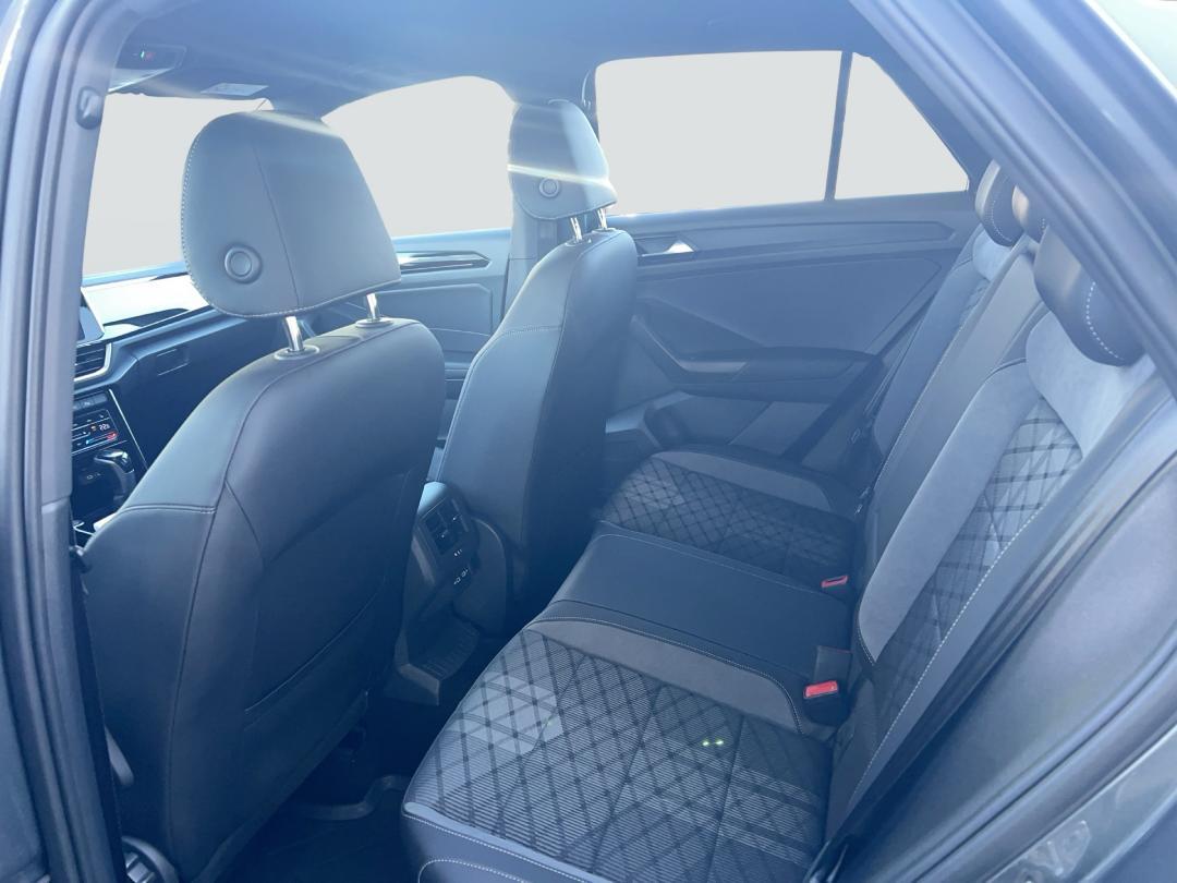 Volkswagen T-Roc 1.5 TSI DSG R-Line