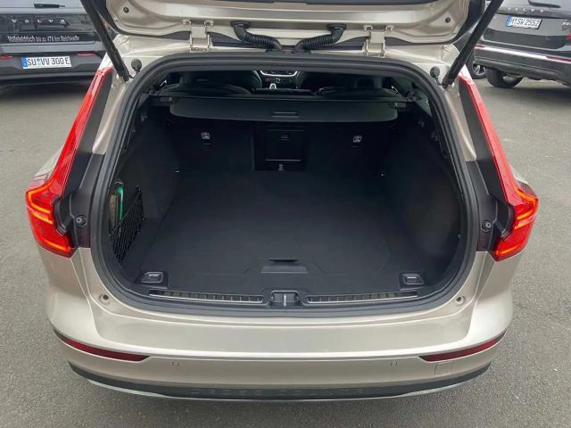 Volvo V60 Cross Country AWD Ultimate