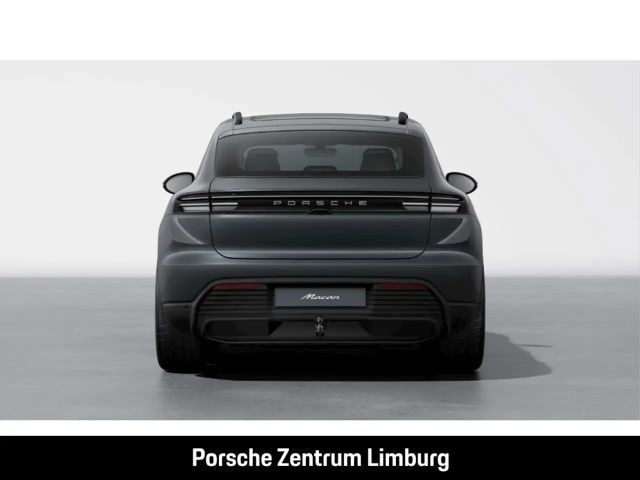 Porsche Macan 4
