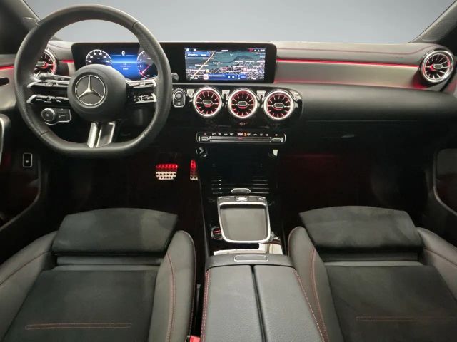 Mercedes-Benz CLA 250 4MATIC Shooting Brake