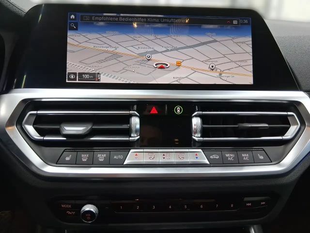 BMW 320 320d Luxury Line Sedan xDrive