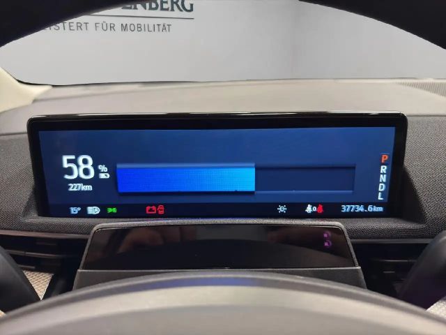 Ford Mustang Mach-E Basis