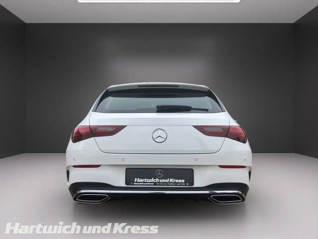 Mercedes-Benz CLA 200 AMG Line Shooting Brake