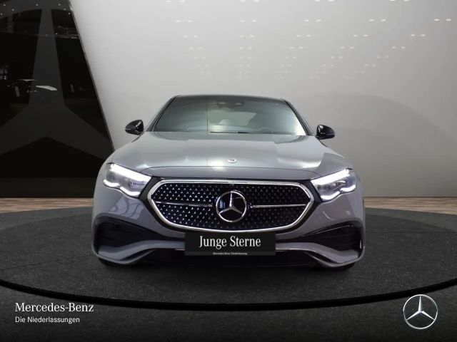 Mercedes-Benz E 220 AMG Line E 220 d Sedan