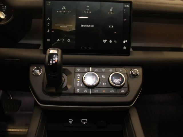 Land Rover Defender D300 SE