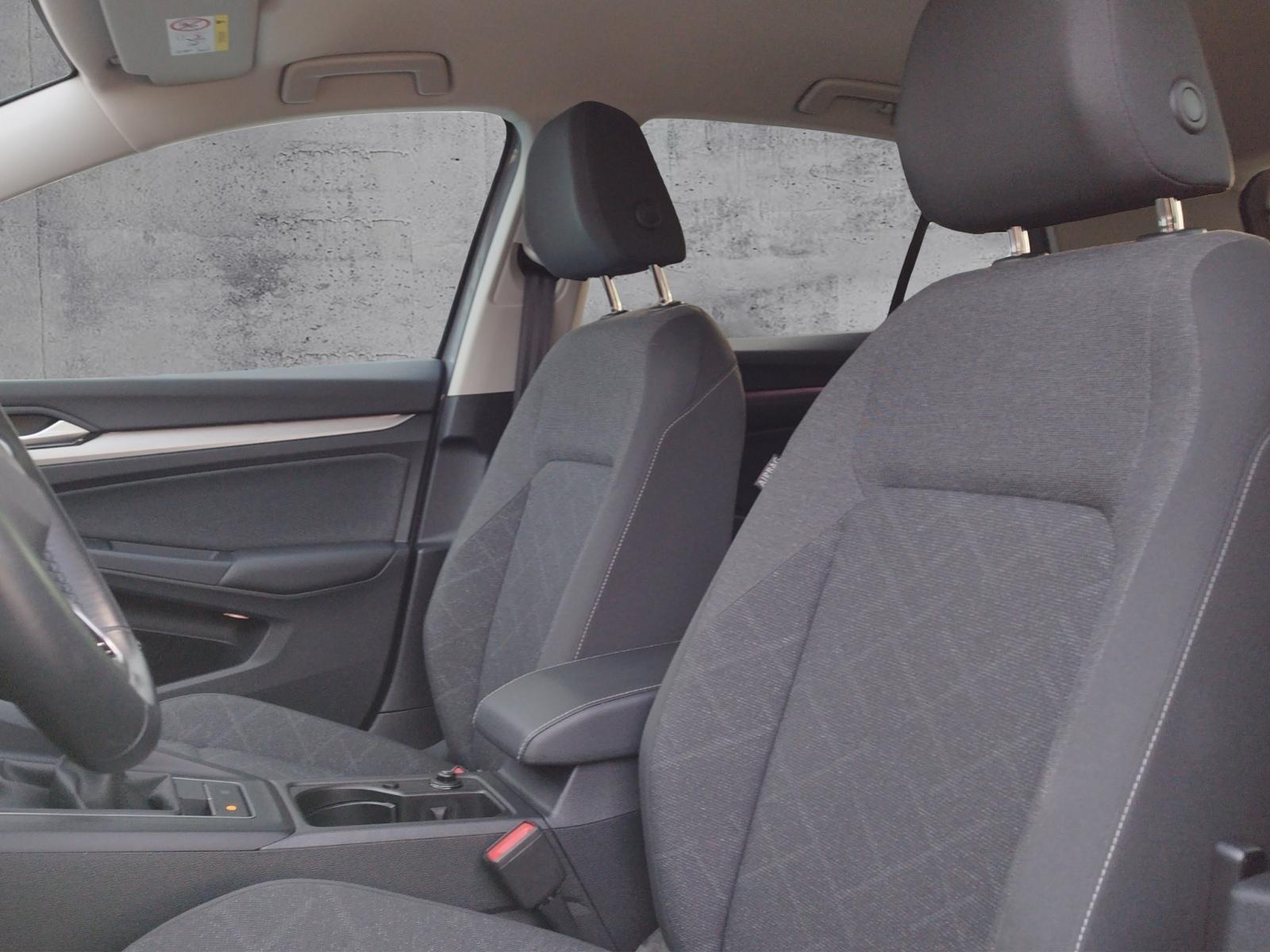 Volkswagen Golf 1.5 TSI Golf VIII Life