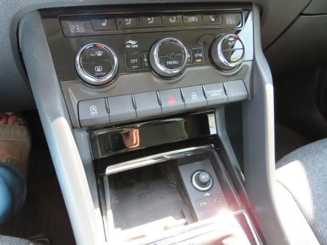 Skoda Karoq 1.0 TSI Clever