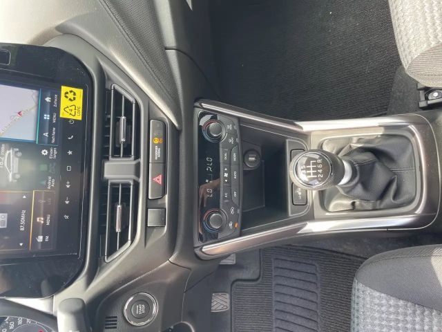 Suzuki S-Cross Hybrid