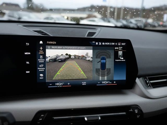 BMW X1 xDrive30 AHK LED NAVI KAMERA SHZ PDC KEYLESS