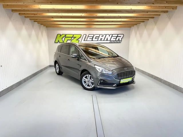 Ford S-Max ST Line