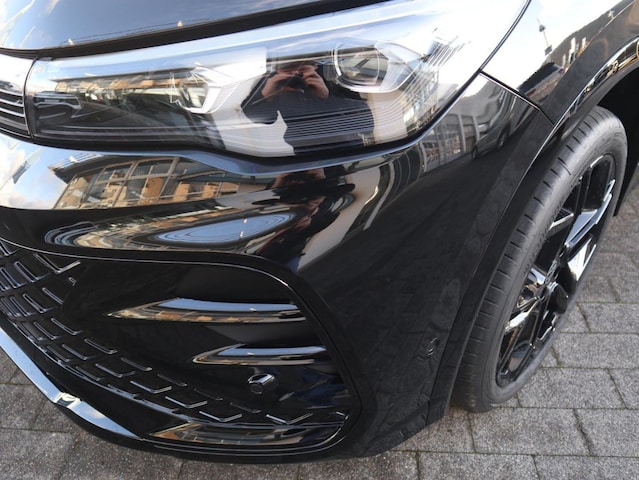 Volkswagen Tiguan 4Motion DSG R-Line