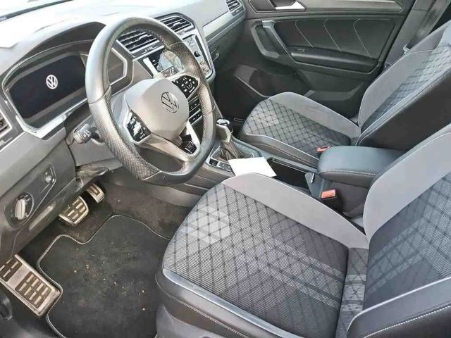 Volkswagen Tiguan DSG R-Line Style