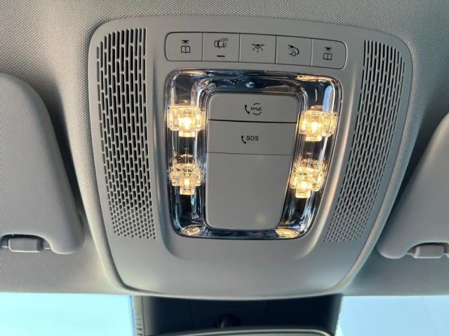 Mercedes-Benz A 180 MBUX+Wide+AHK+Cam+Navi+AUT+SHZ