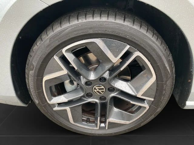 Volkswagen Passat 1.5 eTSI Business DSG Variant