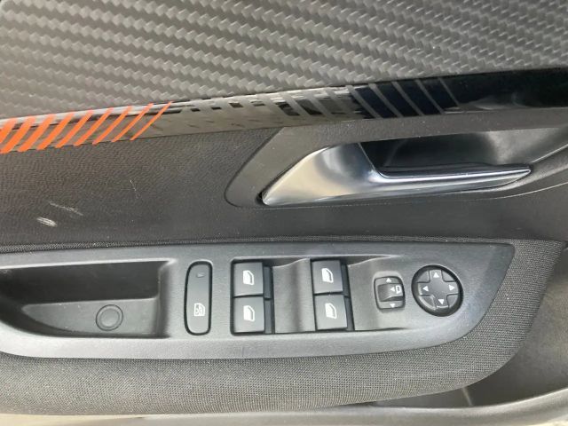 Peugeot 208 Active Pack PureTech