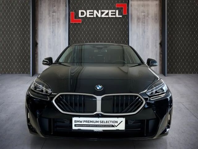 BMW 120 120d 5-deurs Sedan